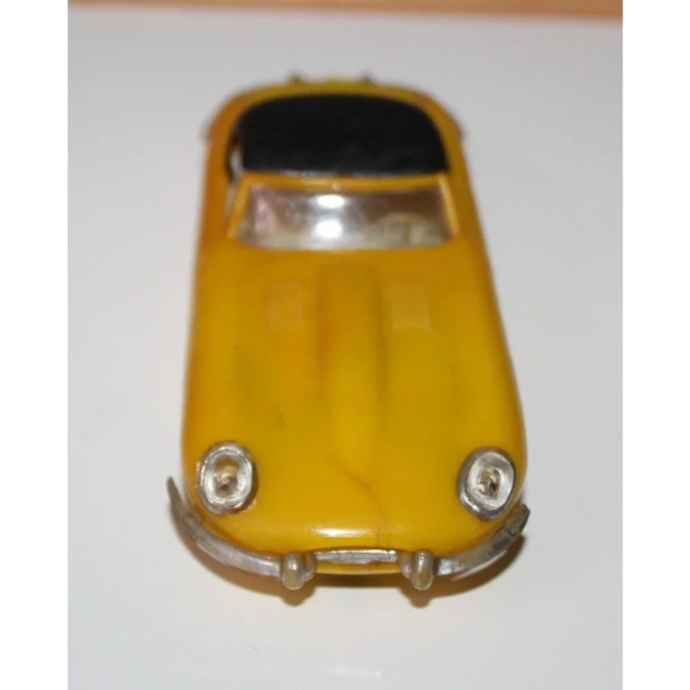 Zee Yellow Jaguar Convertible Plastic Vintage Toy Car Vehicle Model 2080